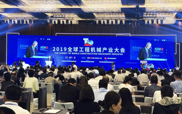 双喜临门!众能联合囊括两项工程机械行业大奖 双喜临门!众能联合囊括两项工程机械行业大奖